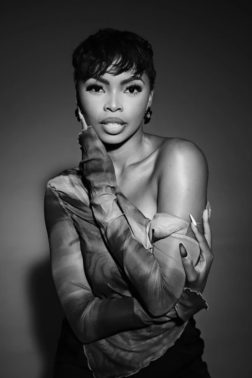 Crown Confidence — Ayanda G. Thabethe